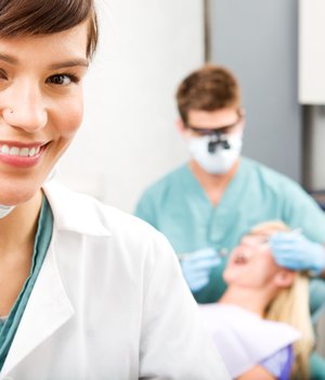 Dental Assistant & Dentist